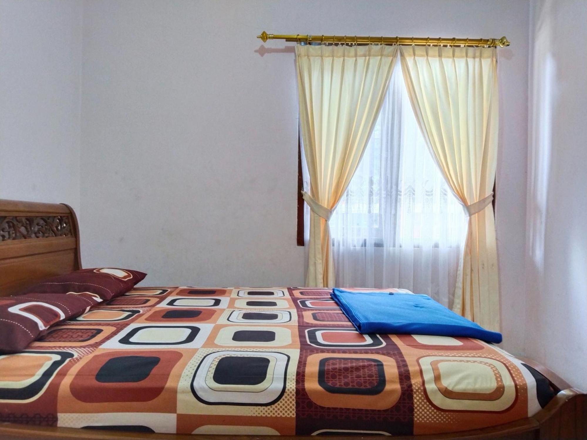 Villa Yustisia Curug 7 Cilember Cisarua Zewnętrze zdjęcie