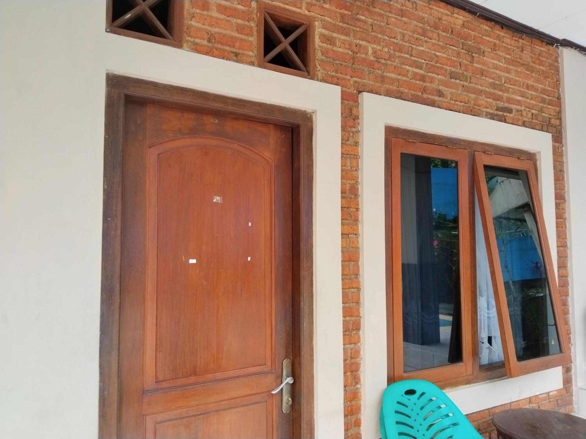 Villa Yustisia Curug 7 Cilember Cisarua Zewnętrze zdjęcie