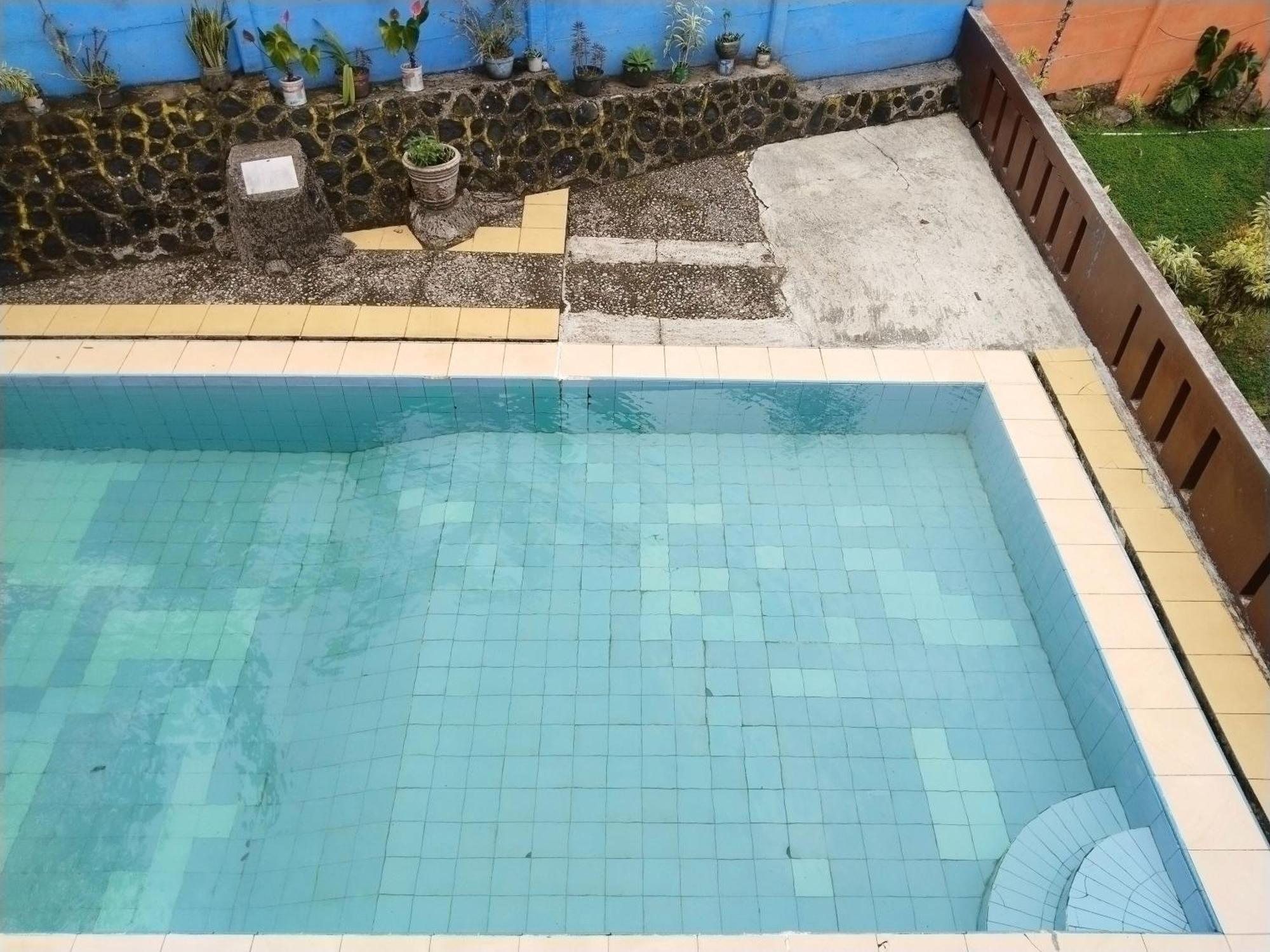 Villa Yustisia Curug 7 Cilember Cisarua Zewnętrze zdjęcie